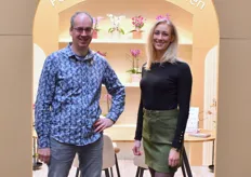 Patrick van der Arend samen met Marieke Hoogendijk van Pannekoek Orchideeën.